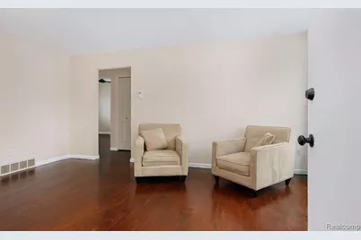 4839 Mansfield Avenue #G6, Royal Oak, MI 48073 - Photo 10