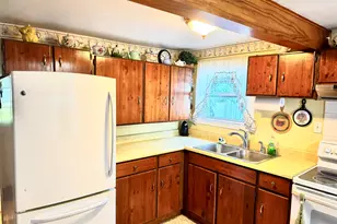 111 S Hemlock St, Evart, MI 49631 - Photo 8