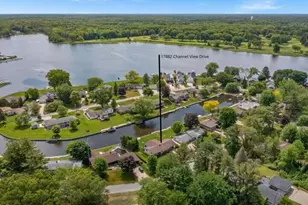 17882 Channel View Dr, Spring Lake, MI 49456 - Photo 12