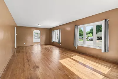509 N Delia Street, Ludington, MI 49431 - Photo 6