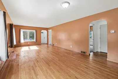 509 N Delia Street, Ludington, MI 49431 - Photo 8