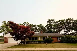 1499 Eastwood Dr, Muskegon, MI 49442 - Photo 2