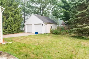 420 Evelyn Ave, Kalamazoo, MI 49001 - Photo 2