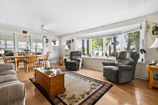 12101 Oakridge Rd, Plainwell, MI 49080 - Photo 8