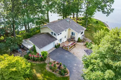 12101 Oakridge Road, Plainwell, MI 49080 - Photo 1