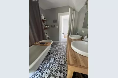 411 N Elm Street N, Three Oaks, MI 49128 - Photo 12