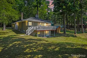 6712 E Carrigan Dr, Newaygo, MI 49337 - Photo 1