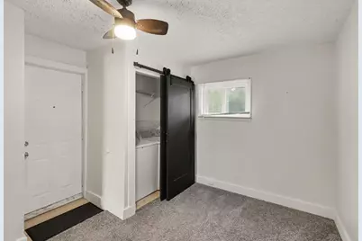 570 Valley Avenue NW, Grand Rapids, MI 49504 - Photo 8