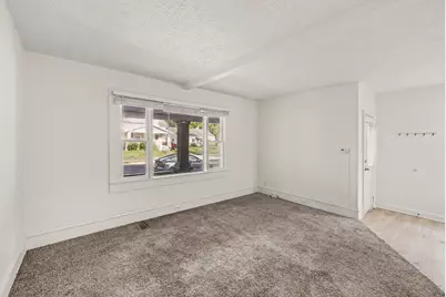 570 Valley Avenue NW, Grand Rapids, MI 49504 - Photo 4
