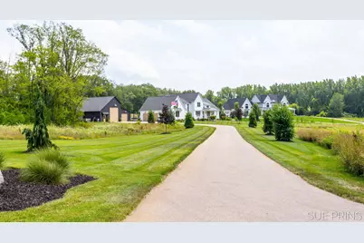 4668 76th Street SW, Byron Center, MI 49315 - Photo 2