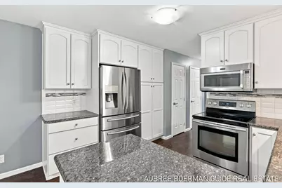 1431 Getz Road, Norton Shores, MI 49441 - Photo 32