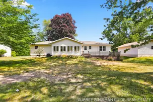 1431 Getz Rd, Norton Shores, MI 49441 - Photo 4
