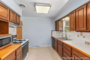 4431 Burgis Ave SE, Kentwood, MI 49508 - Photo 4