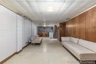 4431 Burgis Ave SE, Kentwood, MI 49508 - Photo 14