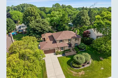 35126 Quaker Way, Farmington Hills, MI 48331 - Photo 44