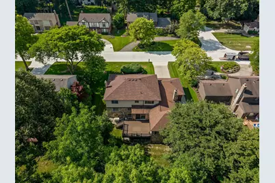35126 Quaker Way, Farmington Hills, MI 48331 - Photo 46