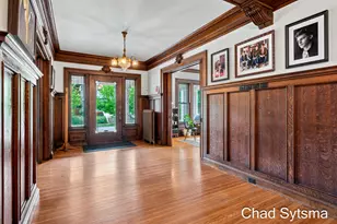 703 Madison Ave SE, Grand Rapids, MI 49503 - Photo 2