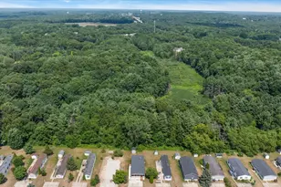 7422 Woods Edge Dr NE, Belmont, MI 49306 - Photo 20