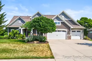 1705 N Bay Dr, Hudsonville, MI 49426 - Photo 1