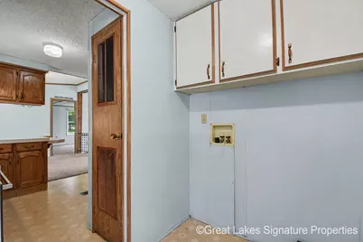 618 E Benton Street, Greenville, MI 48838 - Photo 12