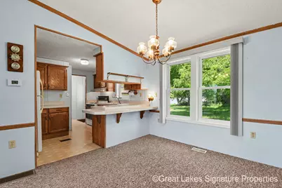 618 E Benton Street, Greenville, MI 48838 - Photo 14
