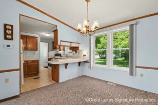 618 E Benton St, Greenville, MI 48838 - Photo 14