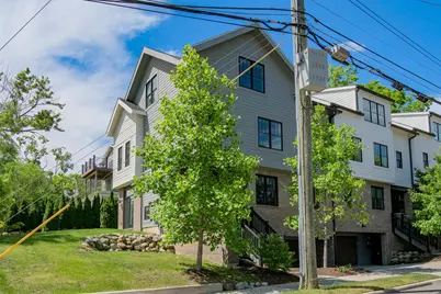 103 W Davis Avenue, Ann Arbor, MI 48103 - Photo 4