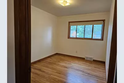 32740 Grandview Avenue, Westland, MI 48186 - Photo 12
