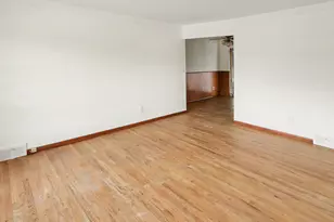 32740 Grandview Ave, Westland, MI 48186 - Photo 4