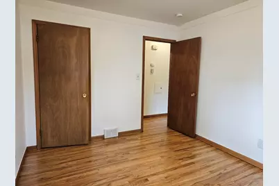 32740 Grandview Avenue, Westland, MI 48186 - Photo 10