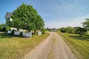 11329 Rosemary Ln, Munith, MI 49259 - Photo 46