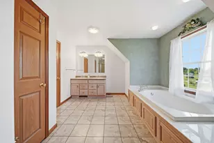 11329 Rosemary Ln, Munith, MI 49259 - Photo 32