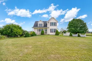11329 Rosemary Ln, Munith, MI 49259 - Photo 2