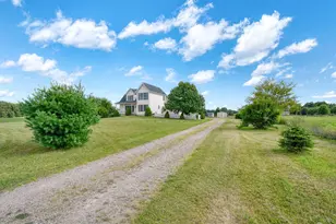 11329 Rosemary Ln, Munith, MI 49259 - Photo 6