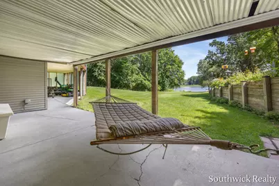 2484 Shadow Lake Court NE, Grand Rapids, MI 49505 - Photo 38