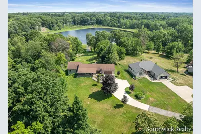 2484 Shadow Lake Court NE, Grand Rapids, MI 49505 - Photo 50