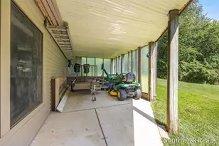 2484 Shadow Lake Ct NE, Grand Rapids, MI 49505 - Photo 44