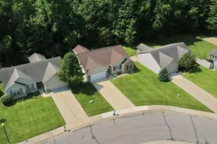 330 Carefree Ct, Niles, MI 49120 - Photo 32