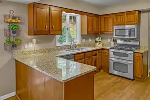 1800 Mont Rue Dr SE, Grand Rapids, MI 49546 - Photo 12