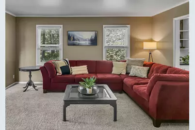 1800 Mont Rue Drive SE, Grand Rapids, MI 49546 - Photo 8