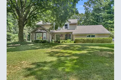 1800 Mont Rue Drive SE, Grand Rapids, MI 49546 - Photo 1