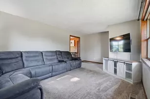 617 137th Ave, Wayland, MI 49348 - Photo 6