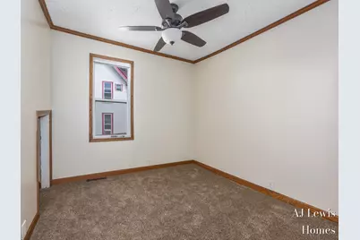 510 La Grave Avenue SE, Grand Rapids, MI 49503 - Photo 10