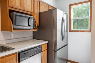 1371 Hazelwood Dr, Plainwell, MI 49080 - Photo 16