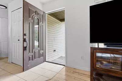 608 Heritage Circle, Fenton, MI 48430 - Photo 6