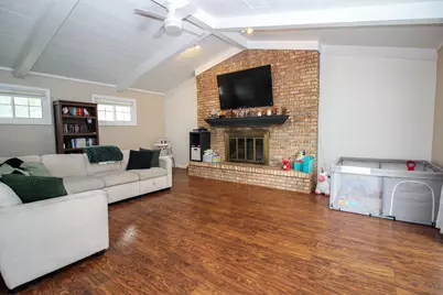 10577 S Sprinkle Road, Vicksburg, MI 49097 - Photo 18