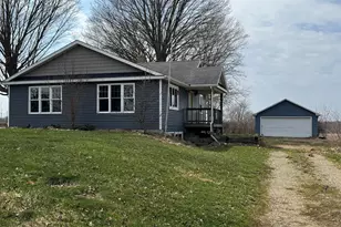 13512 S 42nd St, Vicksburg, MI 49097 - Photo 1