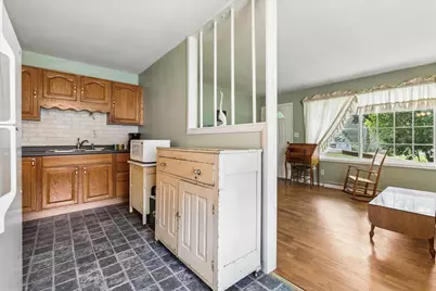 441 E Parsons Avenue, Watervliet, MI 49098 - Photo 2