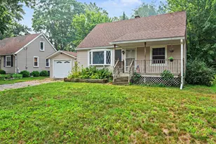 1050 Bloomfield Ave, Plainwell, MI 49080 - Photo 2