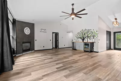 506 W Osterhout Avenue, Portage, MI 49024 - Photo 2